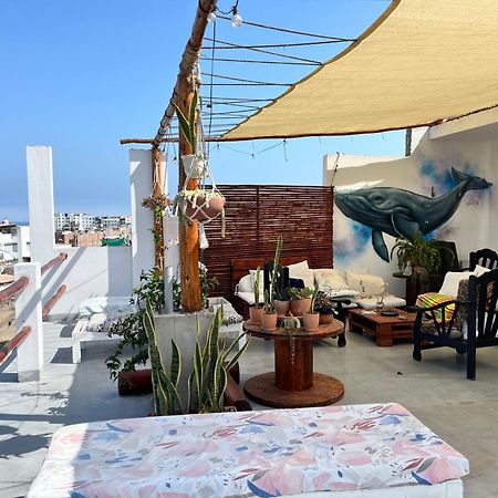 Bravo Hostels: Surf House プンタ・エルモサ エクステリア 写真
