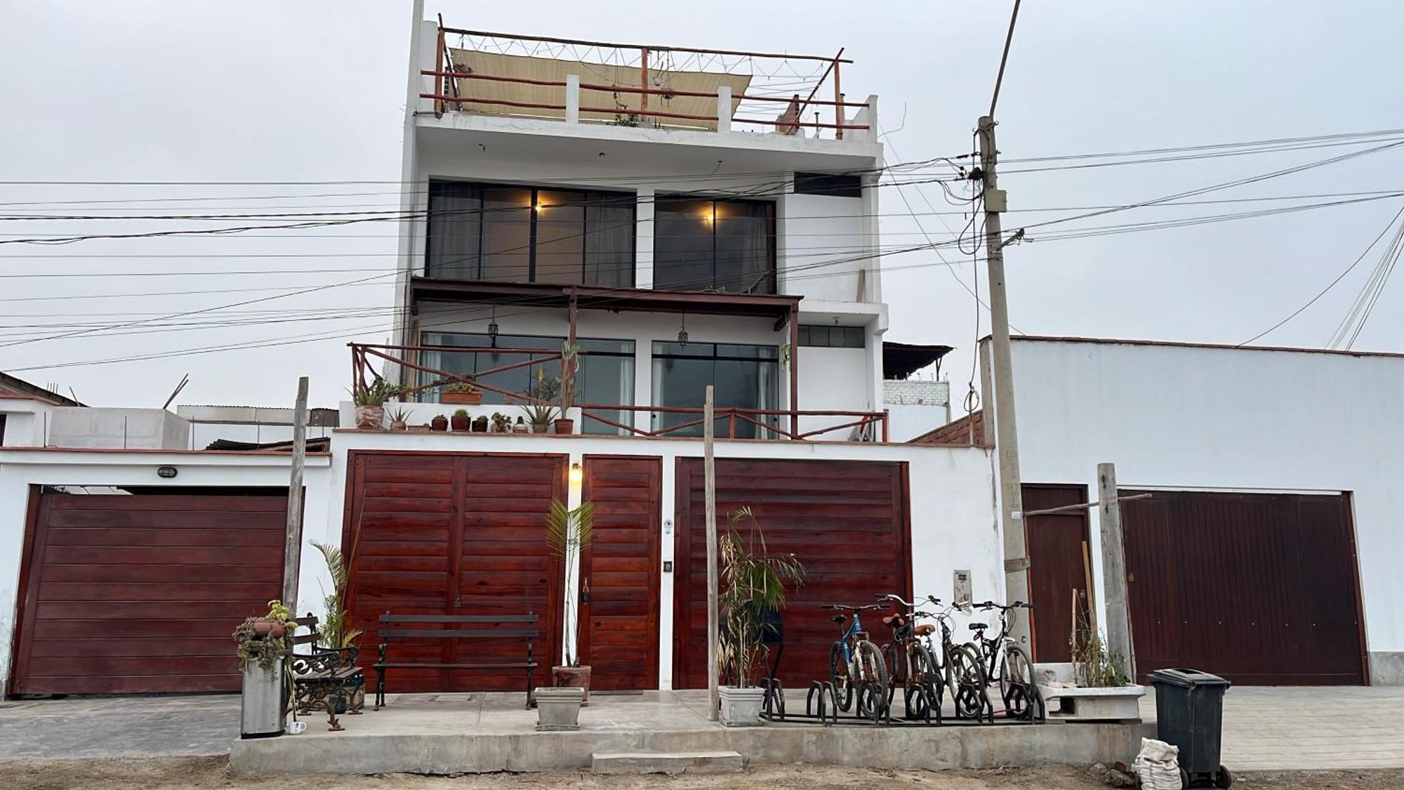 Bravo Hostels: Surf House プンタ・エルモサ エクステリア 写真